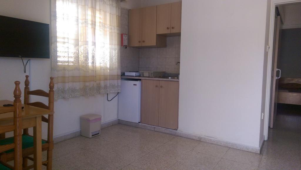 Barbara Tourist Apartments Agia Napa Exterior foto